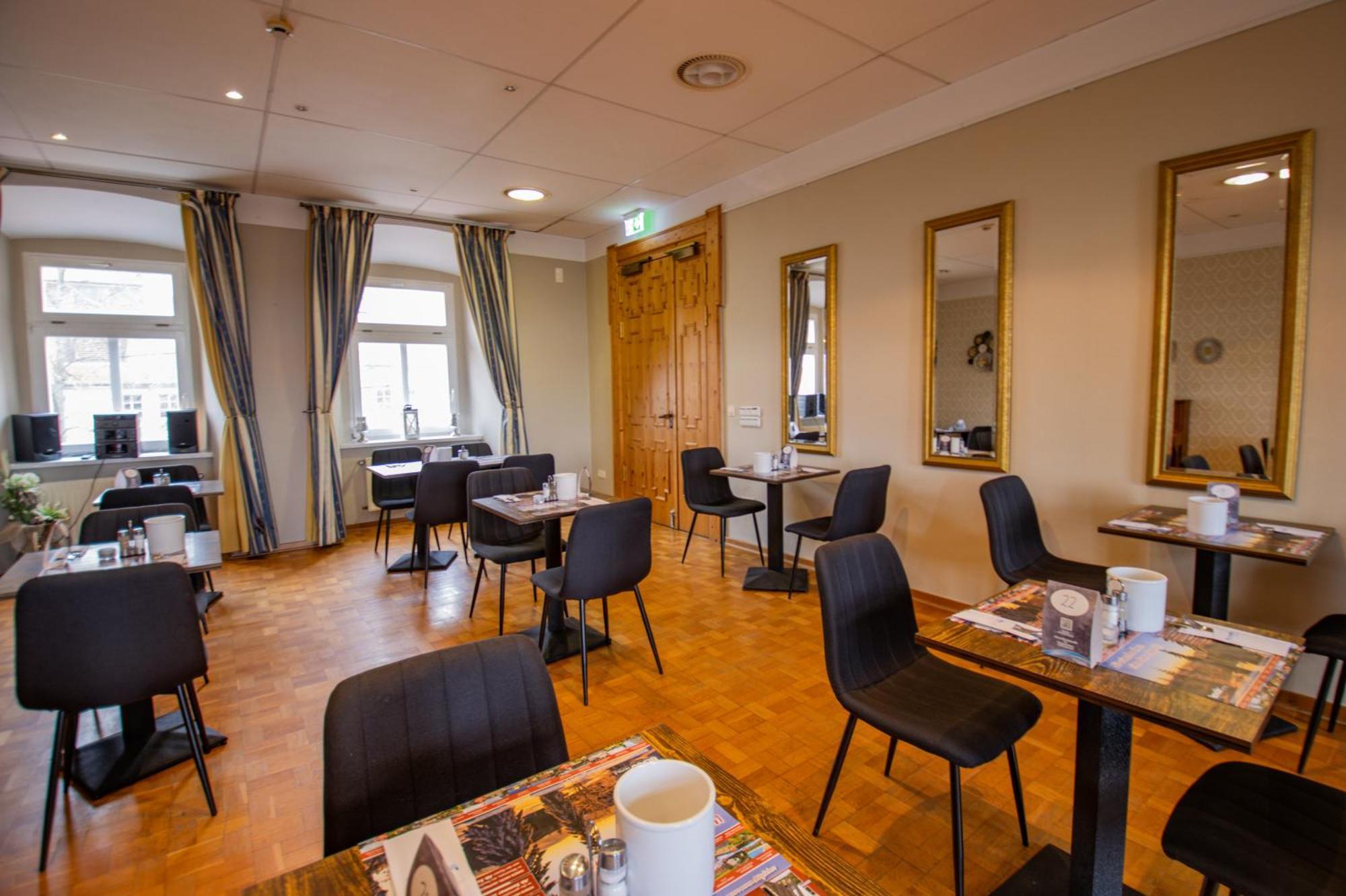 Hotel Schloss Nebra Ngoại thất bức ảnh